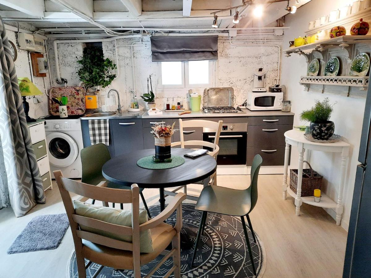 Le Petit Nicol Apartment Бержерак Екстериор снимка
